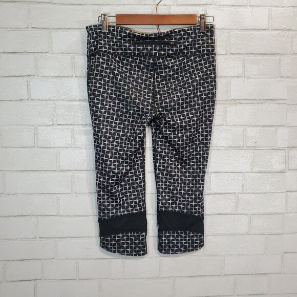 Under Armour black and white leggings - Picture 12 of 13